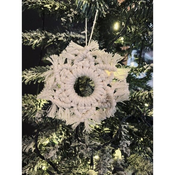 Snowflake Ornaments White Christmas Tree Decorations‎ Handmade Macrame Set of 2 - Picture 4 of 5